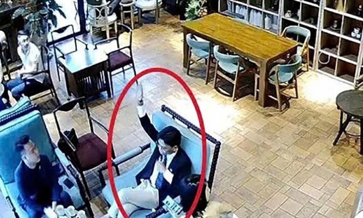 Vì sao hoãn phiên tòa xét xử 