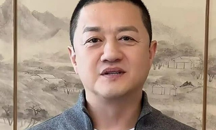 Nam diễn viên đình đám đạt doanh thu gần 600 tỷ đồng chỉ sau 6 tiếng livestream bán hàng