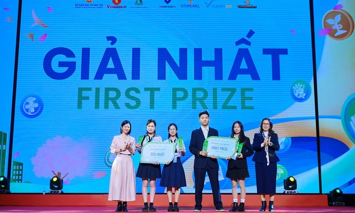 Cặp học sinh Đắk Lắk và Hà Nội giành quán quân Cuộc thi Tiếng nói Xanh mùa 3 