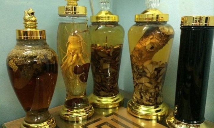 Vụ 2 người tử vong sau uống rượu ngâm ở Đồng Tháp: Bộ Y tế vào cuộc