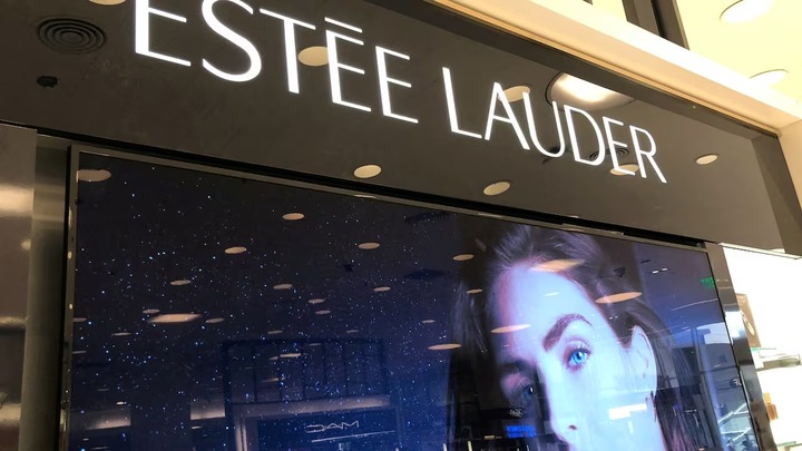 Estée Lauder bị phạt gần 14 tỷ vì bán mỹ phẩm chứa 