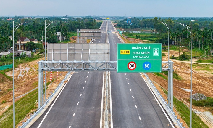 Lý do tạm dừng thông xe cao tốc Quảng Ngãi - Hoài Nhơn