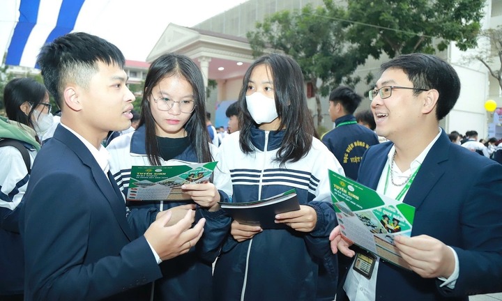 Tin tức giáo dục 24h: Học viện Nông nghiệp tính điểm 10 cho IELTS 6.0