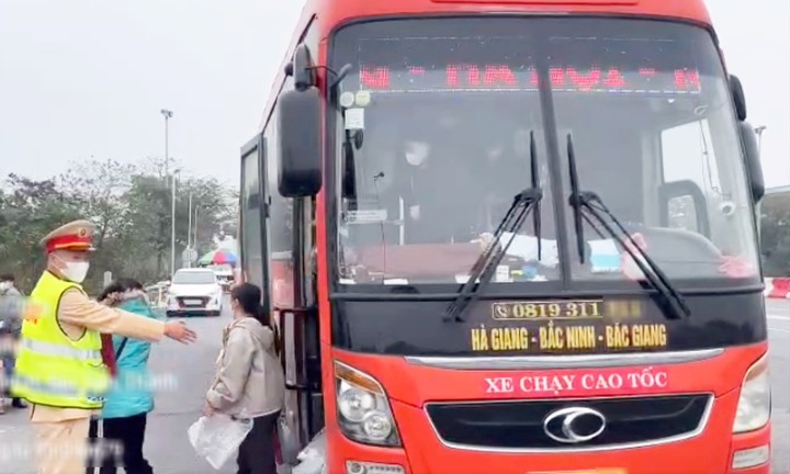 Xe khách 45 chỗ