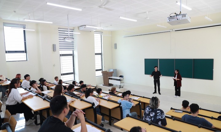 Trường đại học Ngoại ngữ dự kiến giảm 18 tổ hợp xét tuyển năm 2026, bỏ xét chứng chỉ ngoại ngữ kết hợp học bạ