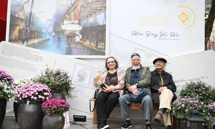 Hà Nội, Sa Pa, Hạ Long, Hà Nam nhộn nhịp khách du xuân ngay từ những ngày đầu năm mới