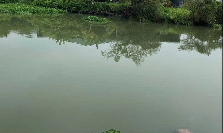 Vụ thi thể người đàn ông tóc bạc trôi dạt trên sông Ngọc: Công an đang xác minh danh tính
