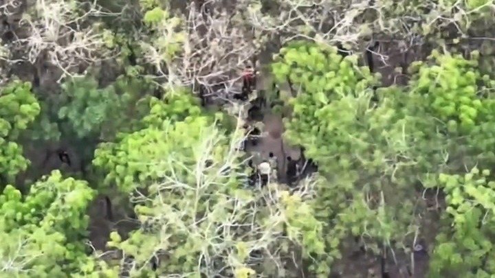 Cảnh sát dùng flycam theo dõi tụ điểm cờ bạc ở TP.HCM