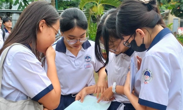 Vì sao TP.HCM cấm giáo viên