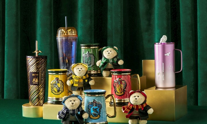 Starbucks đồng hành cùng Harry Potter, mang thế giới pháp thuật đến Việt Nam
