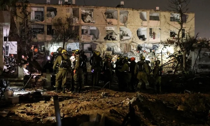 Israel bất ngờ thừa nhận không thể đánh chặn  toàn bộ tên lửa Iran: Hé lộ tỷ lệ đánh chặn