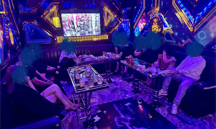 Phát hiện, bắt giữ nhóm đối tượng làm điều 