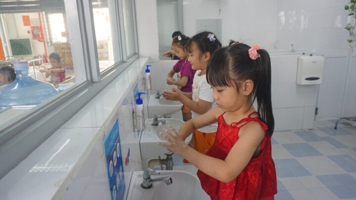 Dịch bệnh tay chân miệng tăng nhanh, Sở GD&ĐT TP.HCM chỉ đạo khẩn