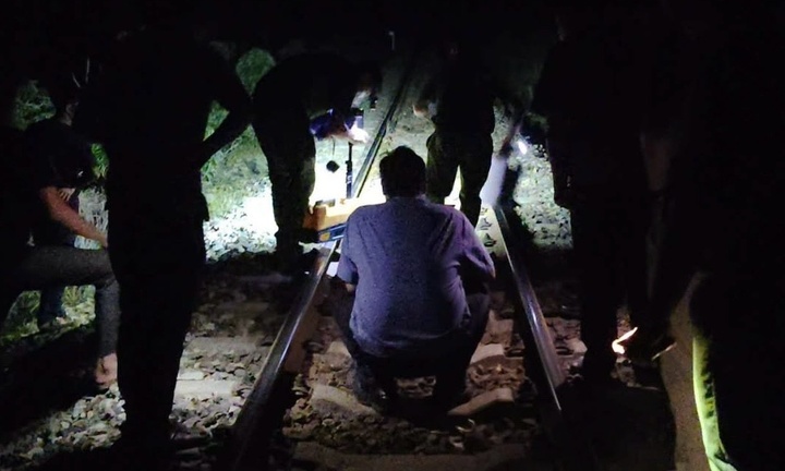 Đi bộ trên đường sắt Bắc – Nam, người phụ nữ bị tàu hỏa tông tử vong