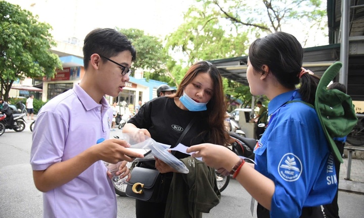 Kỳ thi vào lớp 10 công lập ở Hà Nội: Khi nào nên điều chỉnh nguyện vọng?
