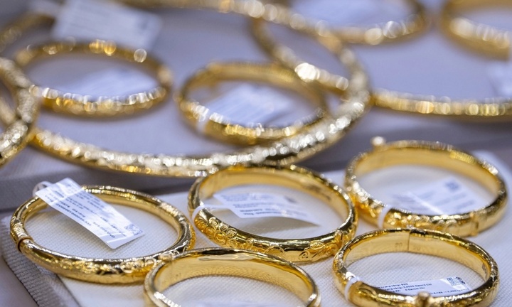 Giá vàng tối nay (26/4): Giá vàng trong nước liên tục giảm 