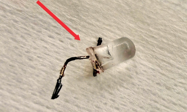 Bé gái 9 tháng tuổi ở TP.HCM nuốt bóng đèn LED, nhập viện nguy kịch