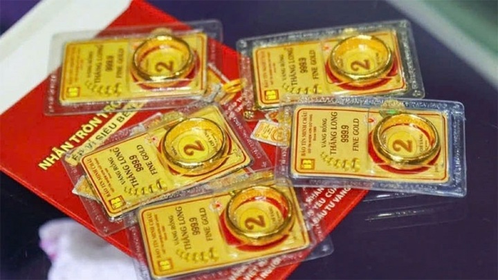 Giá vàng chiều nay (28/4): Vàng miếng SJC và nhẫn giảm sâu