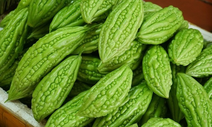 Người bệnh thận có nên ăn mướp đắng không?