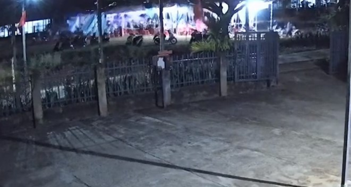 Clip rạp cưới bất ngờ đổ sập ở Đắk Lắk, 3 người bị thương