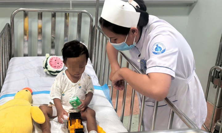 Bệnh viện ở TP.HCM tiếp nhận nhiều trẻ nghi bị bạo hành, xâm hại tình dục