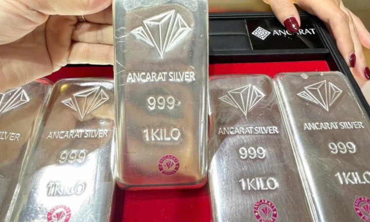 Giá bạc tăng lên mức cao nhất từ đầu tháng 4, cụ thể là bao nhiêu?