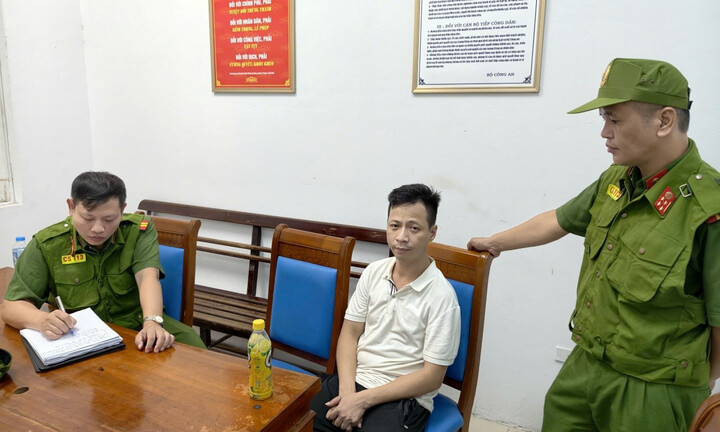 Điều tra vụ nổ súng khiến bạn nhậu nhập viện lúc nửa đêm ở Hà Nội, công an thu giữ tang vật ở hiện trường