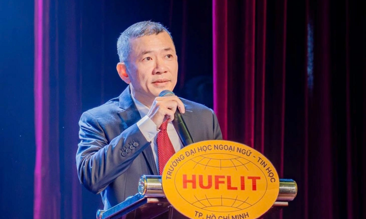 PGS.TS Trần Mạnh Hà làm Hiệu trưởng Trường đại học Ngoại ngữ - Tin học TP.HCM