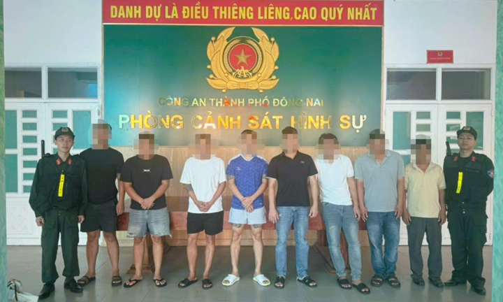 Phá đường dây cá độ bóng đá, giao dịch hơn 70 tỷ đồng/tháng: Chiêu thức xé nhỏ tài khoản 