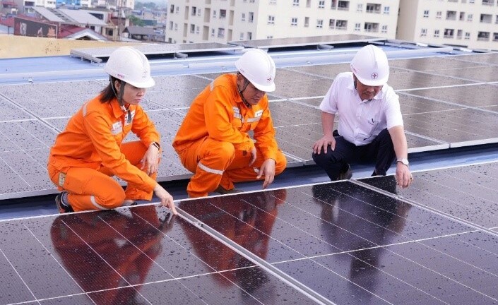 Điện lực Thái Nguyên đẩy mạnh điện mặt trời mái nhà, góp phần giảm áp lực cung ứng điện mùa nắng nóng