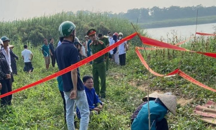 Vụ nhóm học sinh cấp 2 đuối nước thương tâm trên sông Lô ở Phú Thọ: Tìm thấy thi thể 5 em