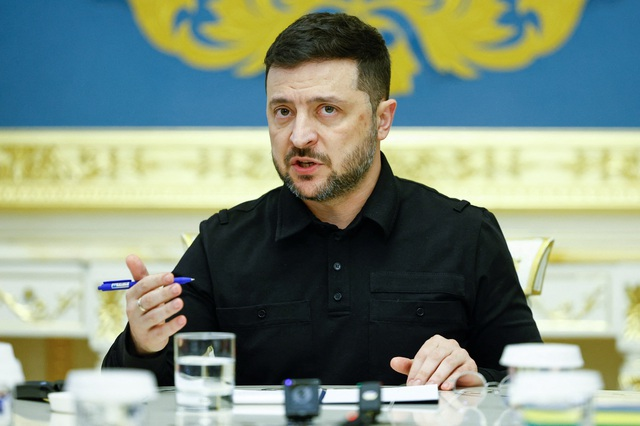Ukraine bất ngờ lên tiếng sau đòn tập kích lớn chưa từng có với hơn 1.000