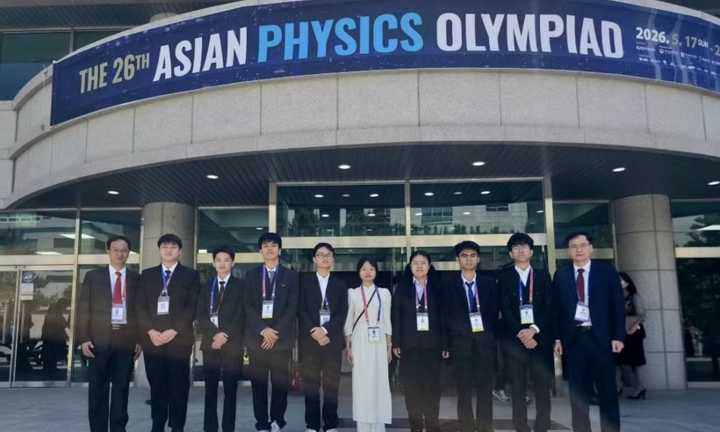 8/8 học sinh Việt Nam tham gia Olympic Vật lí Châu Á 2026 giành Huy chương 
