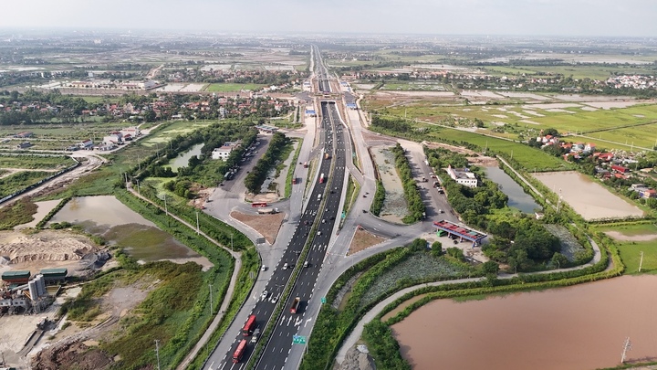 Thu phí phương tiện qua hai nút giao mới trên cao tốc Cầu Giẽ - Ninh Bình