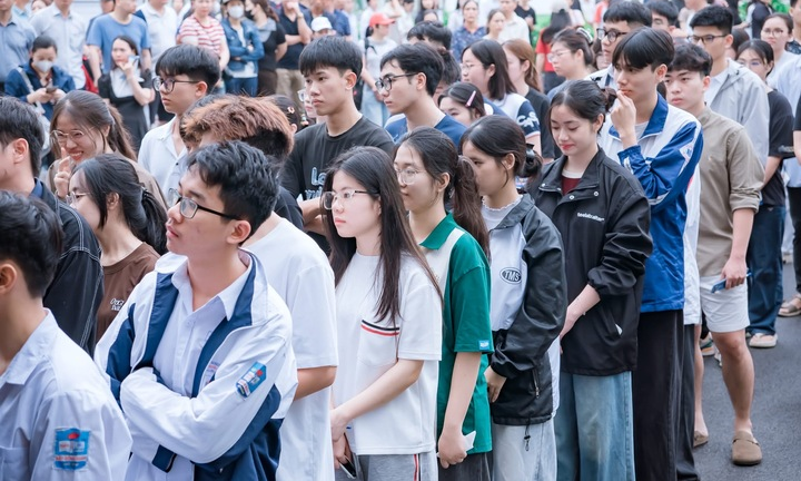 Điểm số đáng chú ý của thủ khoa thi đánh giá năng lực Đại học Quốc gia Hà Nội năm 2026 