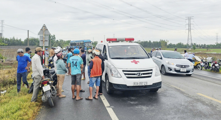 Hiện trường vụ tai nạn giao thông nghiêm trọng ở Cần Thơ, 2 người tử vong, 2 người bị thương