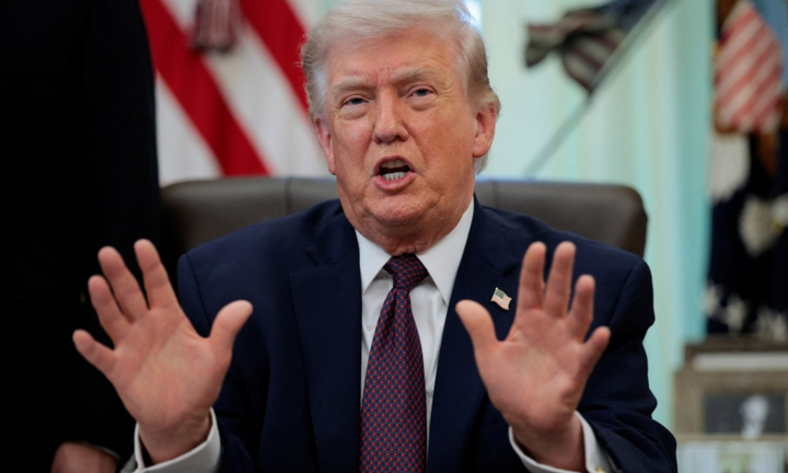 Nóng: Tổng thống Mỹ Donald Trump tuyên bố sẽ dỡ bỏ lệnh phong toả hải quân đối với các cảng của Iran