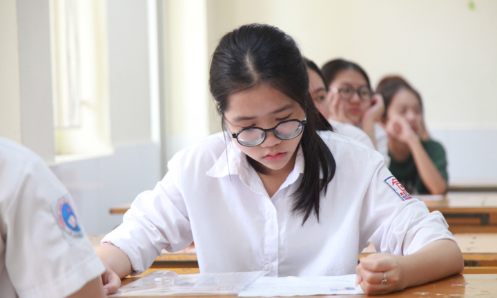 Hà Nội: Hơn 99,6% thí sinh dự thi môn Toán vào lớp 10, 2 trường hợp vi phạm quy chế