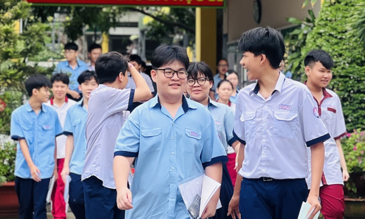 Đề thi, đáp án gợi ý môn tiếng Anh vào lớp 10 năm 2026 tại TP.HCM