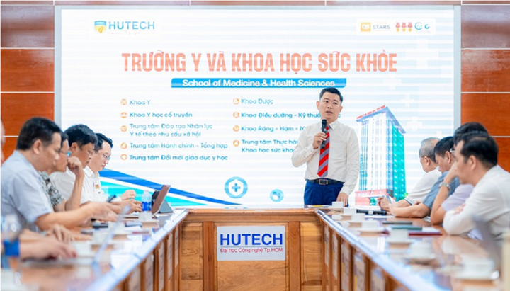Cựu Hiệu trưởng Trường ĐH Y khoa Phạm Ngọc Thạch làm Hiệu trưởng Trường Y HUTECH