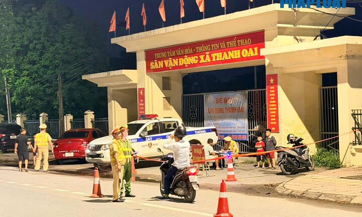 Theo chân CSGT Hà Nội xử lý “ma men”: Tài xế chở vợ con vẫn vi phạm nồng độ cồn