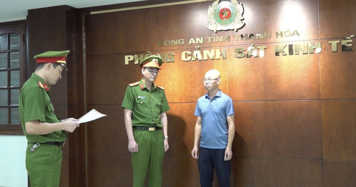  Khởi tố Giám đốc doanh nghiệp sản xuất hàng chục nghìn gói “Nem chua rán Hà Nội” giả