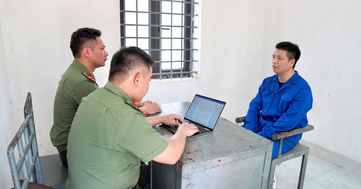 Bóc gỡ đường dây tiêu thụ hàng trăm khẩu súng ngụy trang dưới tên gọi “súng thông bồn cầu”