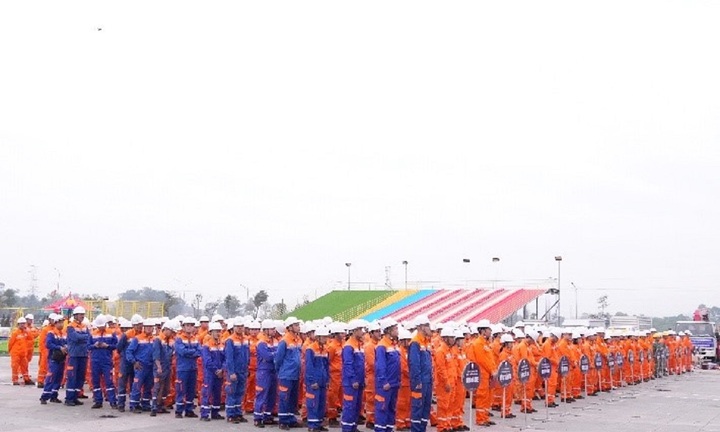 Thái Nguyên chủ dộng dựng lá chắn cho hệ thống điện trước thiên tai và biến đổi khí hậu