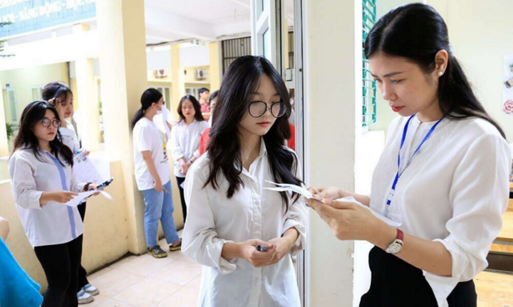 Kỳ thi tốt nghiệp THPT 2026: Thí sinh cần lưu ý gì trong buổi làm thủ tục dự thi