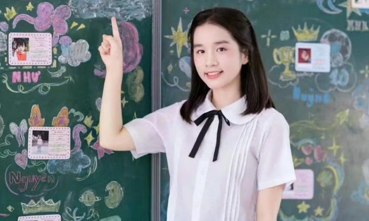 Nữ sinh đỗ thủ khoa lớp 10 chuyên Văn ở Hà Tĩnh tiết lộ phương pháp học 