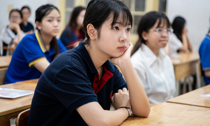 Điểm chuẩn lớp 10 tại Hà Nội 2026: Trường có mức tăng mạnh nhất tới 8,5 điểm là trường nào?