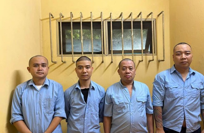 Bắt khẩn cấp 4 đối tượng cá độ bóng đá với giao dịch hàng chục tỷ đồng