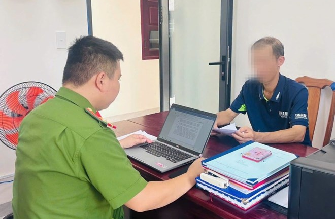 Xử phạt hành chính người đàn ông đánh vợ ở Đà Nẵng