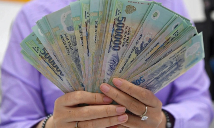 Danh tính 2 cá nhân bị phạt vì làm lãnh đạo quá 5 công ty